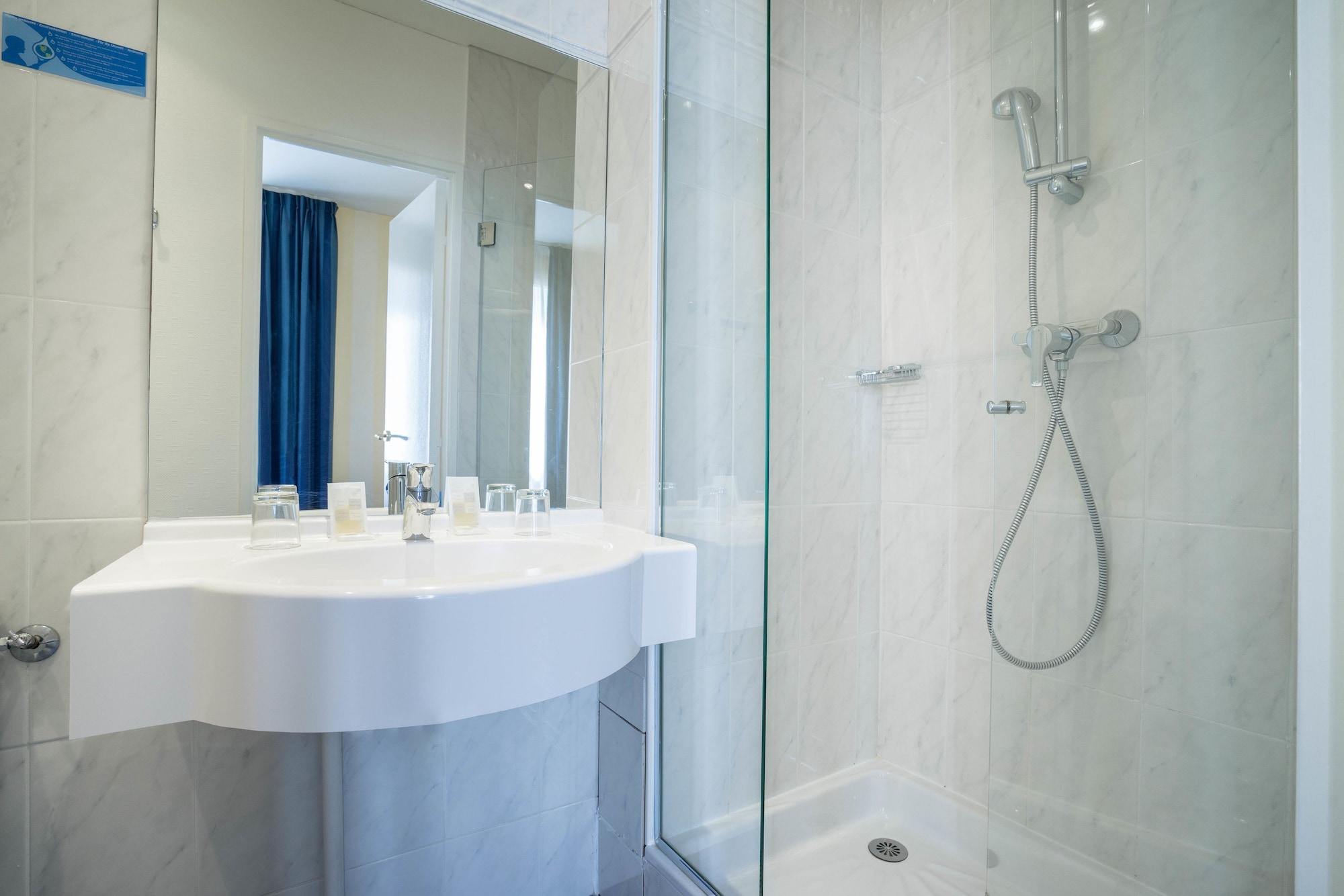 Hotel Delambre Paris Luaran gambar